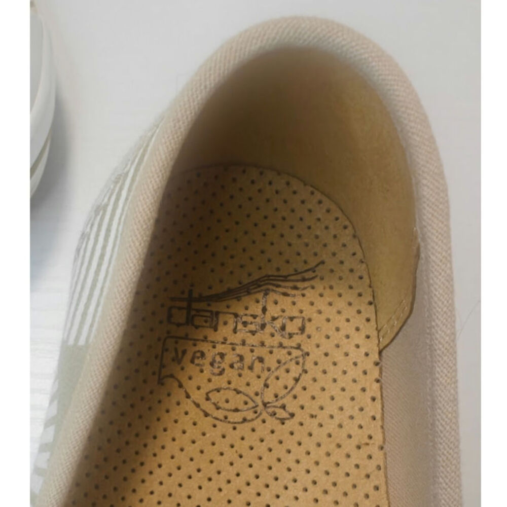 Tan Vegan Dansko Clog sz 38 - Picture 8 of 8